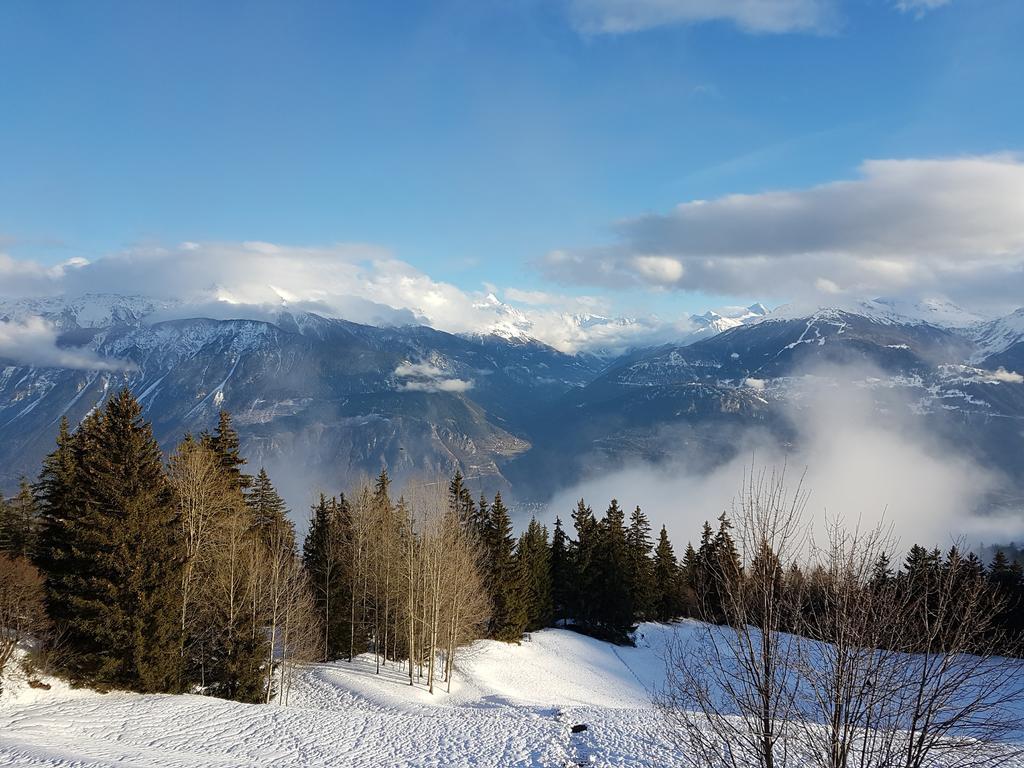 Appartement Clairiere Des Barzettes Avec Vue Magnifique Crans-Montana Exterior foto